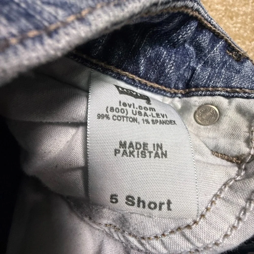 Levi's‎ 518 Skinny Jeans Women's Size 5 Short Blue Stretch Denim 29x29